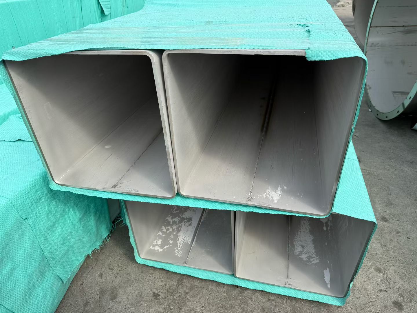 Últimos blogs de la empresa sobre Análisis del proceso de 304 tubos cuadrados y rectangulares de gran diámetro